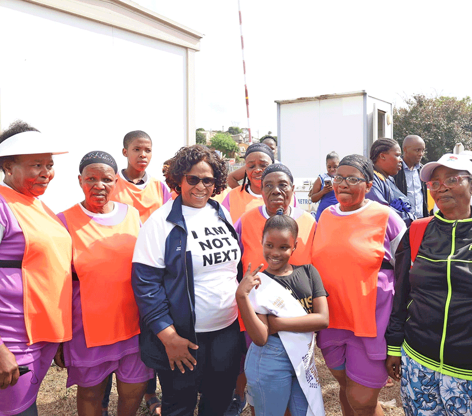 umlazitimes's tweet photo. Ibeyindumezulu imidlalo yokuhlonipha amagalelo eMbokodo

Full story here https://t.co/lXpq6M97Ks

#umlazitimes #tabloidnewspapers #communitynews https://t.co/ffyYbWkBDQ