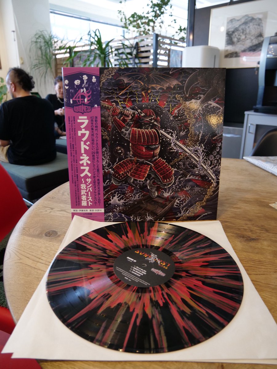 ラウドネス「Sunburst 〜我武者羅」LP盤です。スプラッターヴァイナル