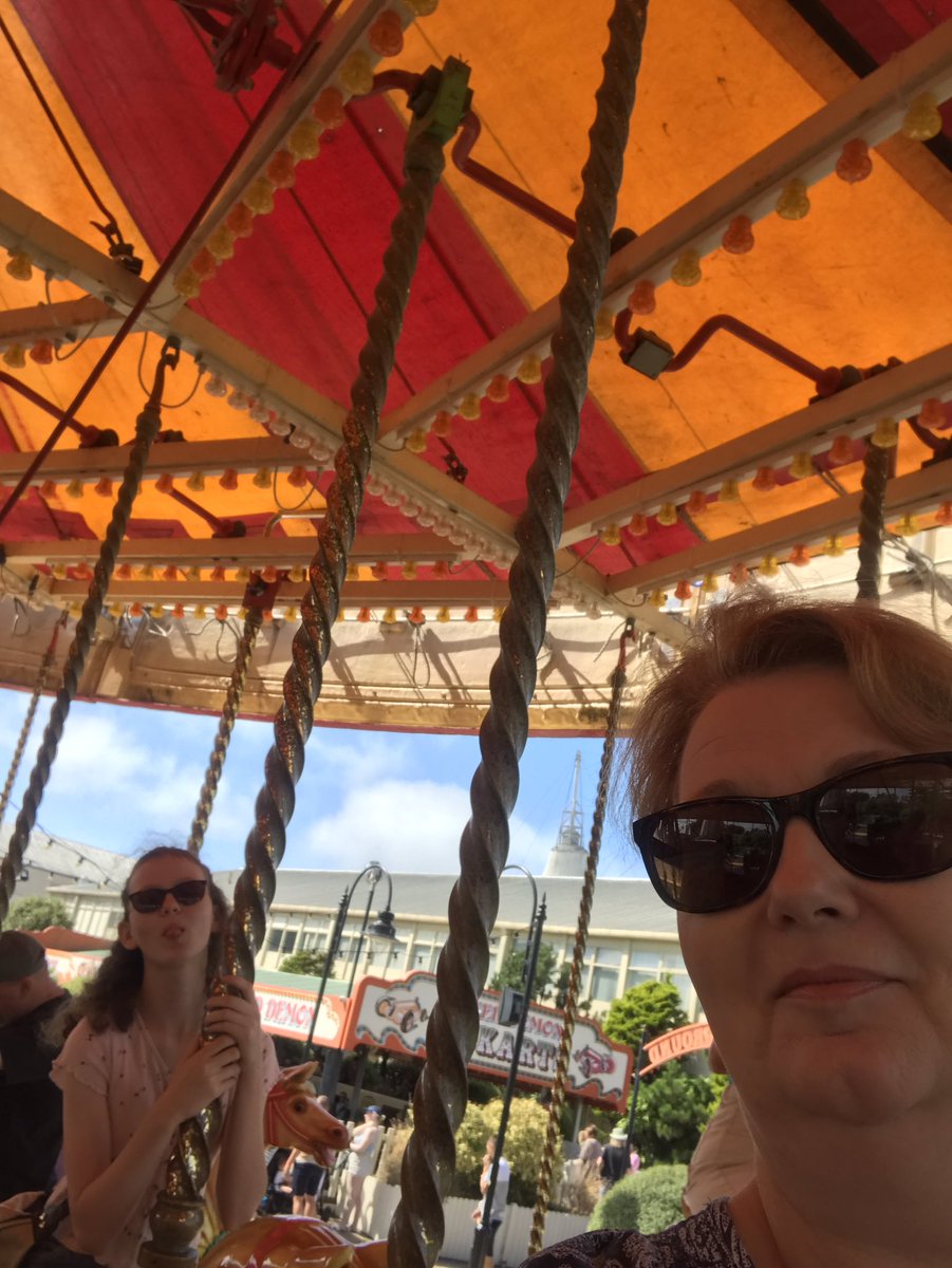 SeonaidAdes's tweet photo. @Butlins Best part? Making precious memories with my daughter 🥰 #ReadyToButlins https://t.co/f0LXhEQyYI