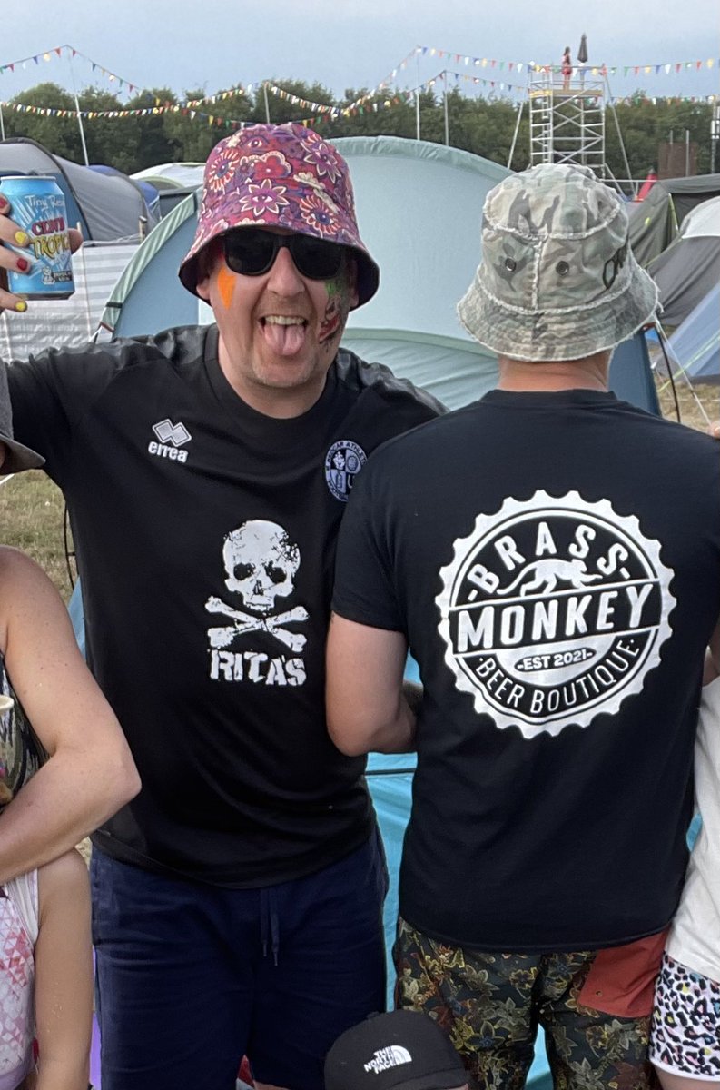 Partyminge's tweet photo. @ritas_redcar &amp; @brassmonkeybeer #nobeeronadeadplanet @OfficialRandL  @StanandGwyn #beer #music #festival https://t.co/RtL42q0dkR