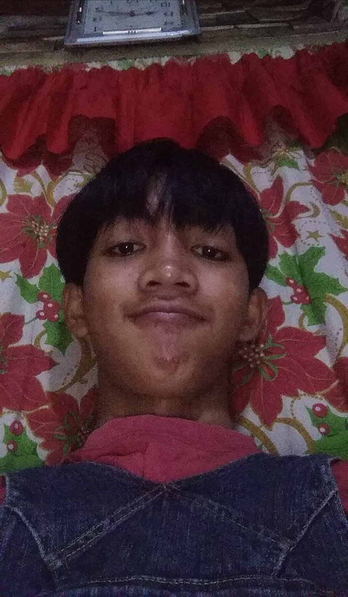 rRenz_p's tweet photo. Uh https://t.co/t0PEGa1THS