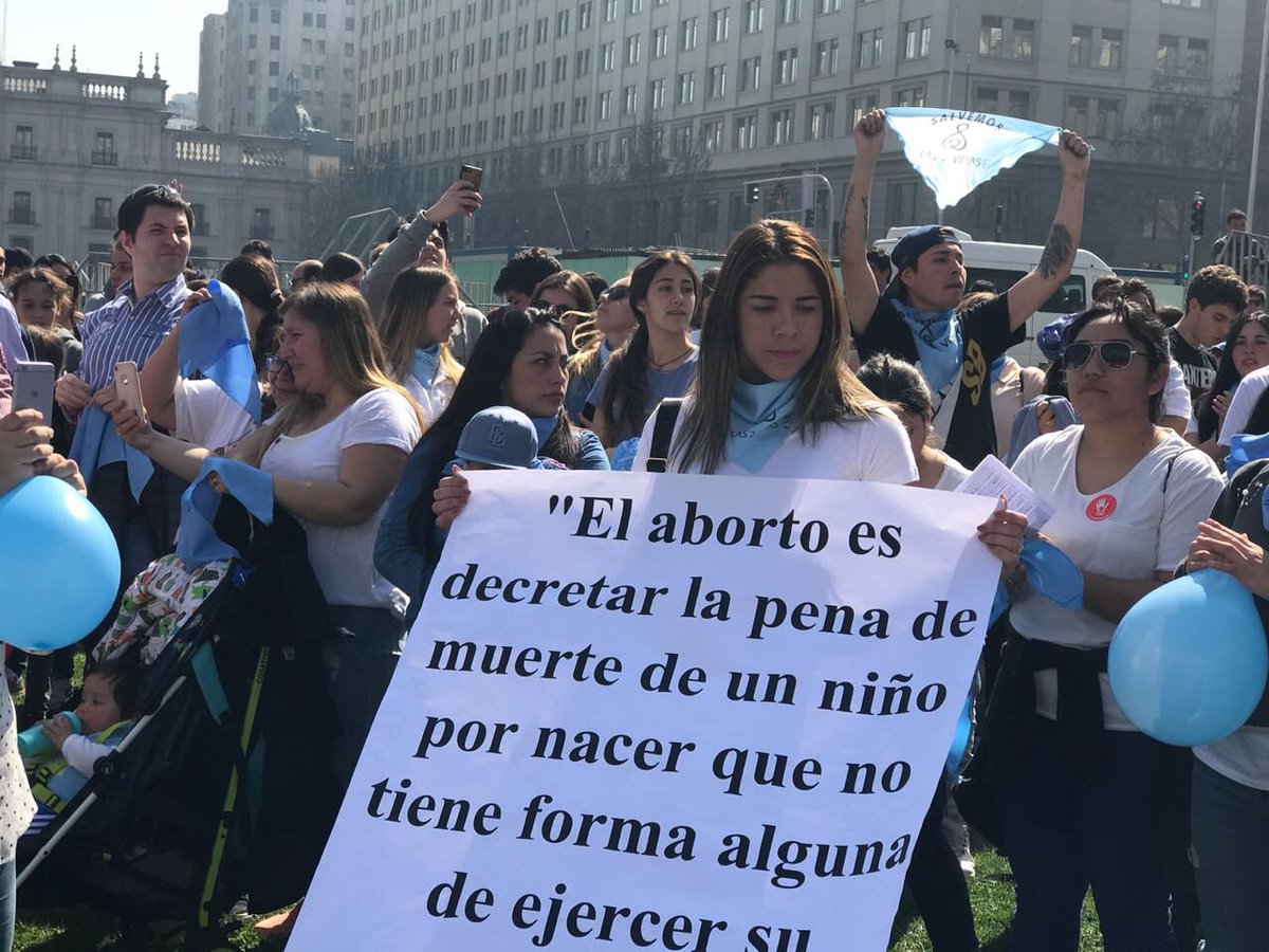 porlavida2014's tweet image. El #aborto es decretar la pena de muerte a un niño que no tiene forma alguna de defenderse. 
#SialaVida