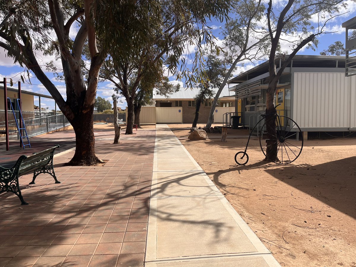 Kate Jones tweet media