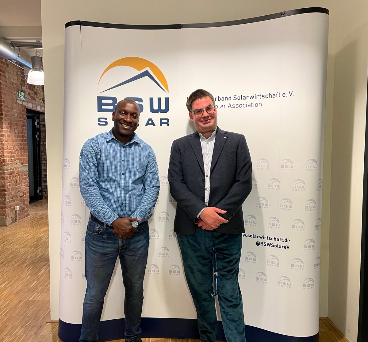 _PrivatePress's tweet photo. Today I had the honor to welcome Mr Paulus Mulunga from our Namibian partner association @REIAoN in Berlin. Good talks and exchange of ideas for our association partnership in the field of renewable energies! @BSWSolareV https://t.co/Lm4Am8w1Tl