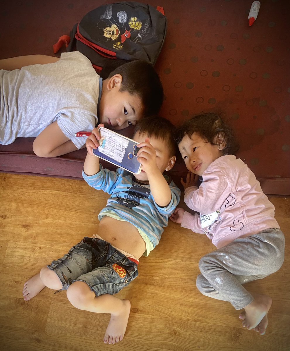 WithManish0's tweet photo. I asked them what’s going on, answer was homework 😄.
Sunday scene at my Homestay in Ladakh
#homework #kids #mobile #children #sundayvibes #Sunday #Holiday #ladakh #sundayscene https://t.co/YNzBi27ZbI