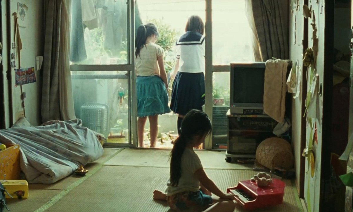 fairycinema's tweet photo. Nobody Knows (2004), dir. Hirokazu Koreeda. https://t.co/5WQ8TprAgQ