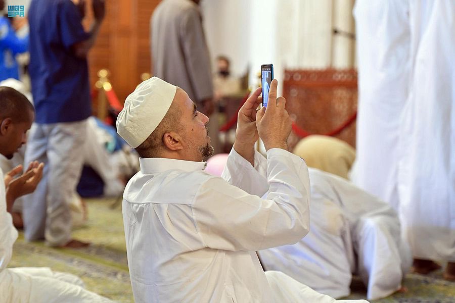 insharifain's tweet photo. More than 100,000 Visitors from outside the Kingdom have visited Masjid Al Nabawi, Madinah Al Munawarrah since 1st Muharram 1444 https://t.co/Jab1aFWzYa