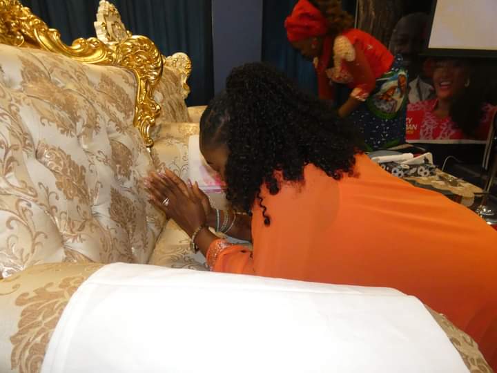 EhiNicholas's tweet image. EXPERTS PHOTOS OF THE GRAND FINALE OF THE MOTHER'S BLESSINGS WITH DR LIZZY JOHNSON SULEMAN IN DUISBURG GERMANY
(Sunday 28th August 2022).

#TheWord #TheProphetic #TheDeclaration #PrayerForTheNation &amp;amp; JESUS WAS GLORIFIED..

Thank you Germany 🇩🇪