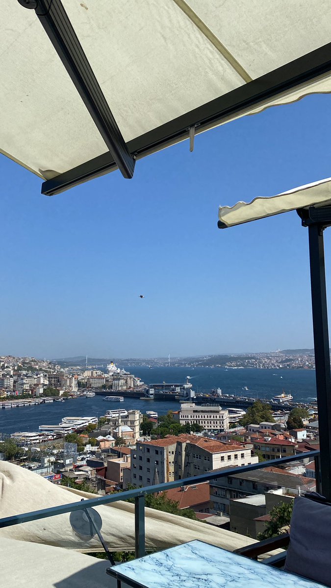 erdem4slan's tweet photo. Arada bir turist olmak lazım. https://t.co/TVB4QwoAol