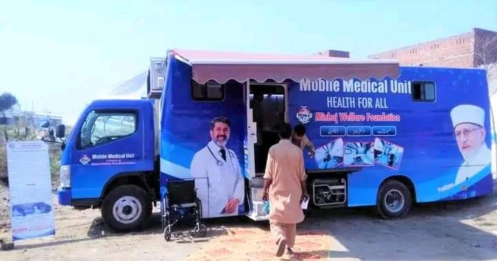 shabbir_dev's tweet image. سب سے منفرد کام 
منہاج ویلفئر فاؤنڈیشن کے تحت موبائل میڈیکل یونٹس سیلاب زدگان علاقوں کی طرف روانہ
