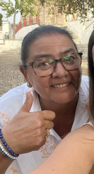 Andalucía de Fiesta (@andaluciadfiest) on Twitter photo ¡Esta noche disfrutaremos de nuestro nuevo programa de #AndalucíaDeFiesta a partir de las 23h en <a href="/canalsur/">CanalSur</a>, esta vez incluso contando con la presencia de la gran María del Monte! 💚🎉
#AndalucíaDeFiesta <a href="/teresamartinb/">Teresa Martin</a> <a href="/_Mercedesnu83/">Mercedes Núñez</a> <a href="/RoigNatalia/">Natalia Roig</a> <a href="/amontero_tv/">Antonio Montero Díaz</a> <a href="/MariaDelMonte_/">María del Monte (fans)</a> ¡Esta noche disfrutaremos de nuestro nuevo programa de #AndalucíaDeFiesta a partir de las 23h en <a href="/canalsur/">CanalSur</a>, esta vez incluso contando con la presencia de la gran María del Monte! 💚🎉
#AndalucíaDeFiesta <a href="/teresamartinb/">Teresa Martin</a> <a href="/_Mercedesnu83/">Mercedes Núñez</a> <a href="/RoigNatalia/">Natalia Roig</a> <a href="/amontero_tv/">Antonio Montero Díaz</a> <a href="/MariaDelMonte_/">María del Monte (fans)</a>