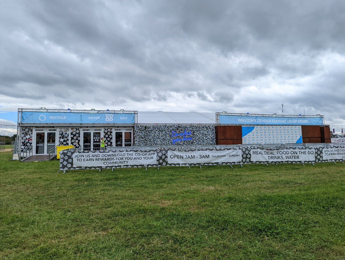 An incredible week working at creamfields. New friends made for life dancing the night away. It was such a great atmosphere in the store, an honour to have been a part of it 🥰
<a href="/coopuk/">Co-op</a> <a href="/Creamfields/">Rockstar Energy presents Creamfields</a>