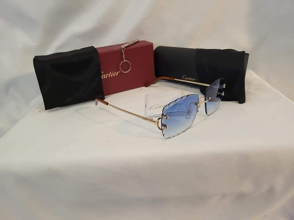 DaequanFarmer's tweet photo. Cartier Frames(Double C's)
Available for Local Pick up or Shipping โ๏ธ
๐๐๐
https://t.co/aH2n8BewlF
#cartier #sunglasses #glasses #cartierframes #fashion #shoponline #dmv https://t.co/cQyOAqk4BS