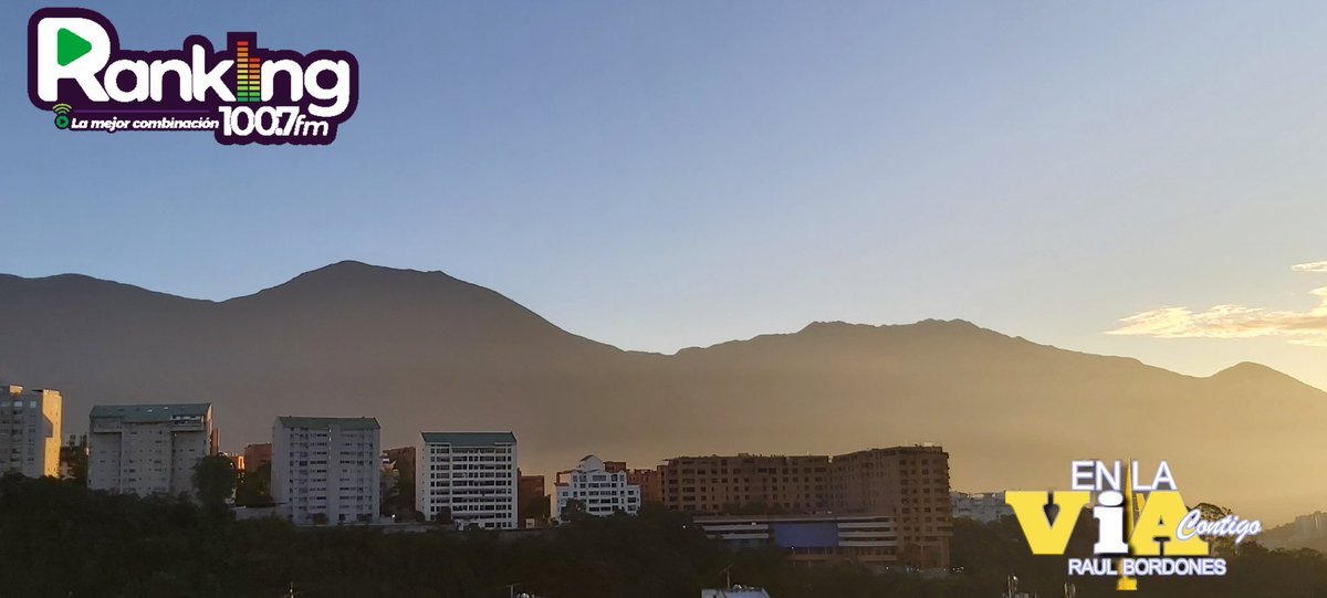 enlaviacontigo's tweet photo. #Amanecer en #GranCaracas cielo despejado, #Sol radiante  despuntando por el #Horizonte. Sombras de #Caracas #Venezuela #Transito #Tráfico @Ranking1007 @raulbordones 7:00am #Lunes #28Ago https://t.co/CXrR6H74en