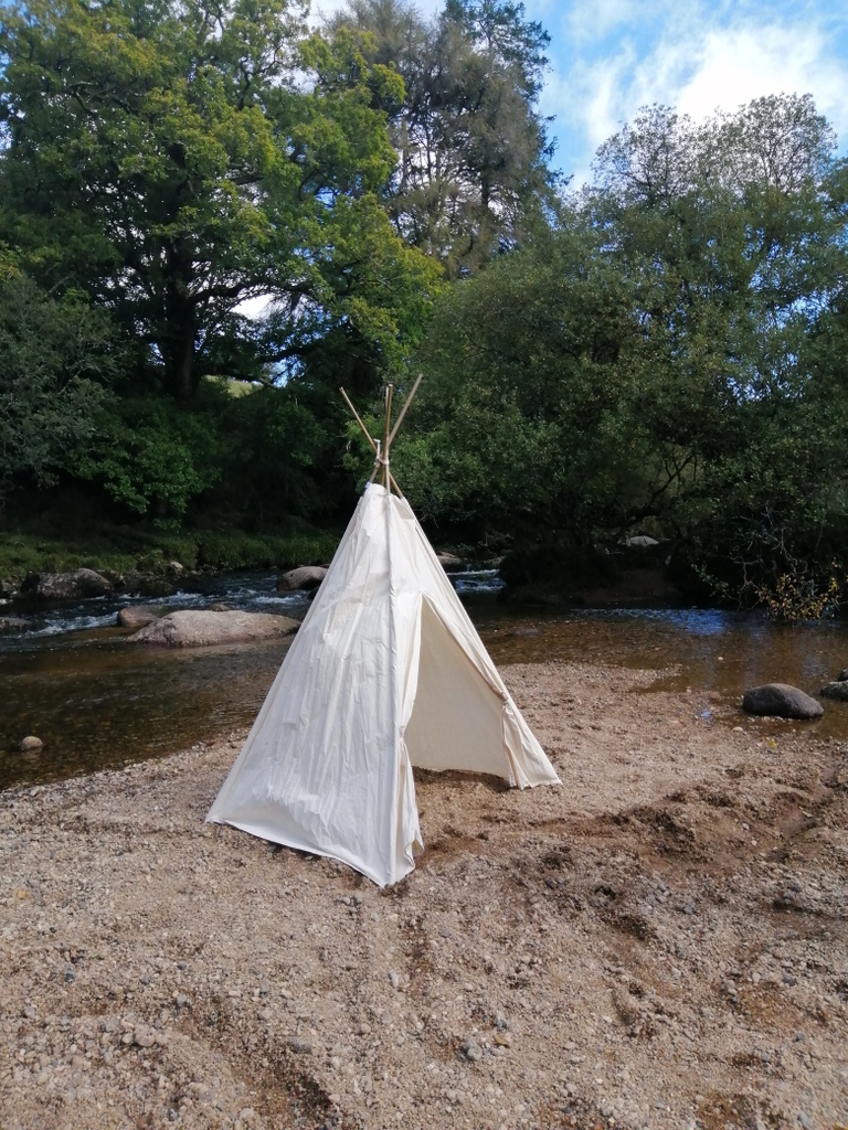 HeyzeeTeepee's tweet photo. Its a chilled bank holiday for us! 
https://t.co/QiHWfNA7cn

#river #holiday #outdoor #adventure #bankholiday #outdoorplay #nature #children #kids #family #teepee #playtent #handmade #smallbusiness #parenting #fun #happy https://t.co/Y4dV7ce3ti