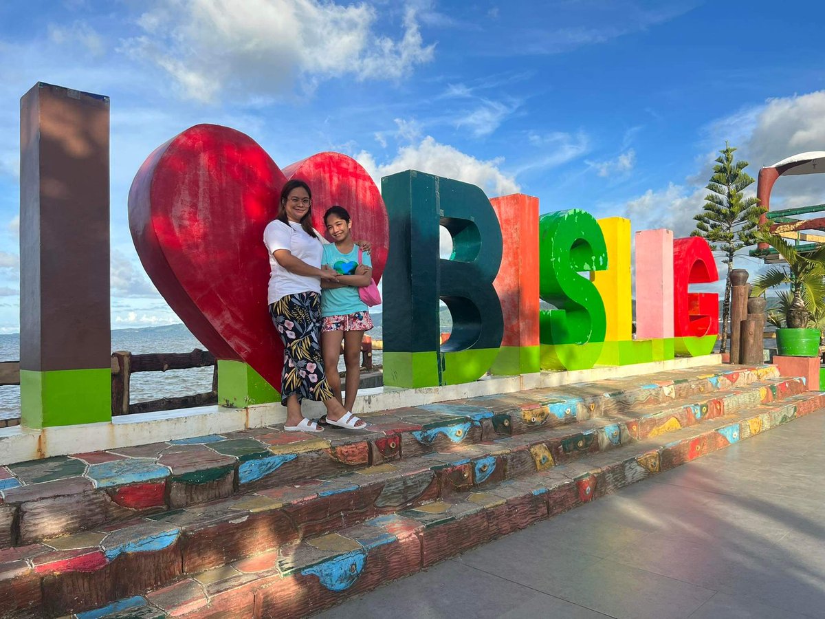 RennaMarie322's tweet photo. Me and You Forever🥰❤😊
#SingleMom👩‍👧 https://t.co/luh9Q1ymJn