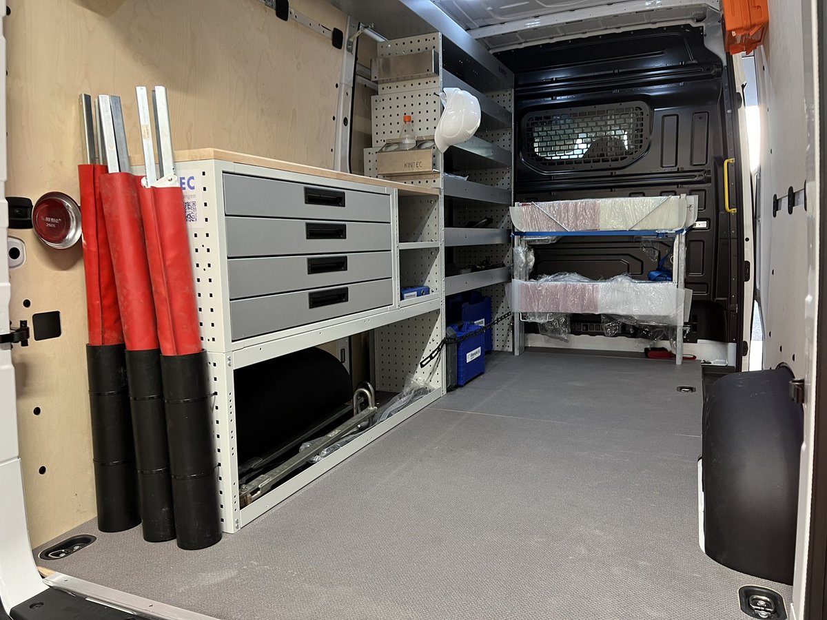kintec_gmbh's tweet photo. Wir durften für Swiss Fiber einen VW Crafter Ausbau.
Vielen Dank
#fahrzeugeinrichtung #OrderSystem #KINTEC #VW #Volkswagen #Crafter #Nutzfahrzeuge https://t.co/OoXBuFea0e