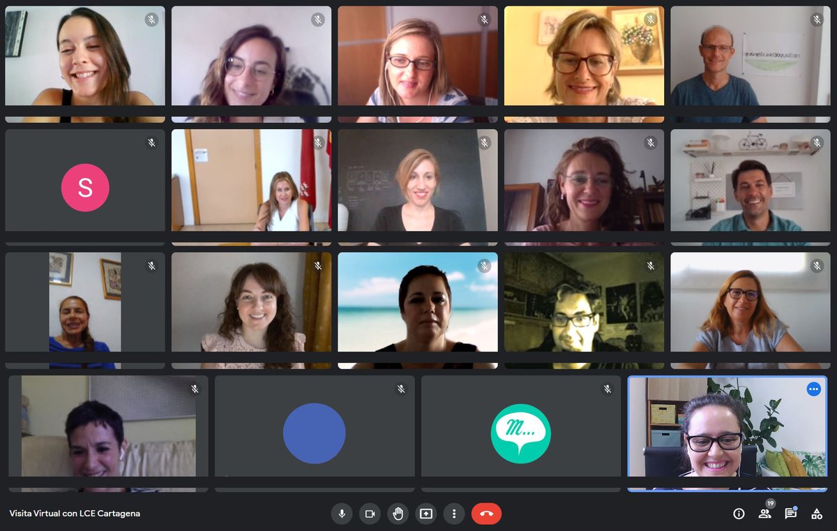 AreaEmpleoFSMLR's tweet photo. 💻👩‍🦰👱‍♂️ Comenzamos semana con la #VisitaVirtual al equipo de la #LanzaderaConectaEmpleo 🚀 de #Cartagena ¡Felicidades a sus #participantes por su enorme evolución en el programa 🔍💼! 😊 Y la #implicación y esfuerzo ¡#GRACIAS por dejarnos conoceros!  https://t.co/wiQFmx6Rov https://t.co/sz4m0ozJOm