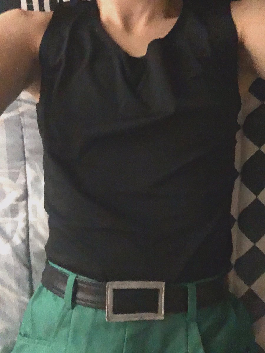 apple_punch405's tweet photo. Do you want a hug? Why are you on top of me? 💚
#HunterxHunter #HxH #gon #gonfreecss #ukeGon #cosplay https://t.co/01FuHnMBfH