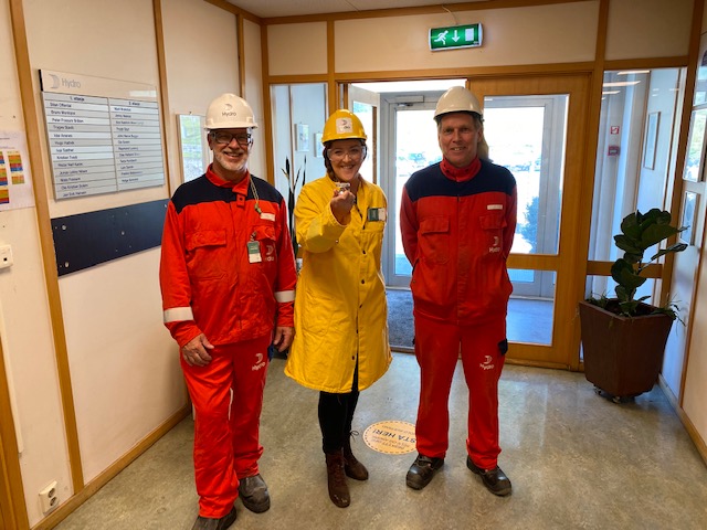 LightMetalAge's tweet photo. Thank you to @NorskHydroASA and to Hycast for hosting @LightMetalAge Metal Age in Sunndal, Norway. It was an amazing experience to see the largest primary aluminum plant in Europe, and to see how Hycast AS is providing new solutions for the industry.
#Hycast #Hydro #aluminum https://t.co/TyK0pJcdXn