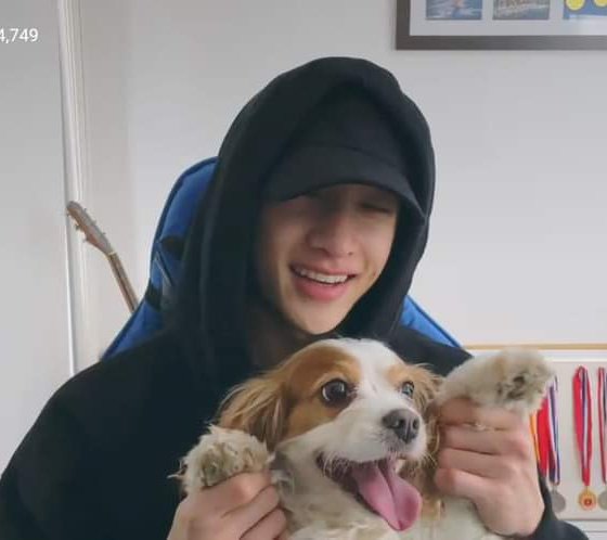 ColVampzStay's tweet photo. Amo amo amo 🖤🐶🐺 https://t.co/KTx3ba6na8