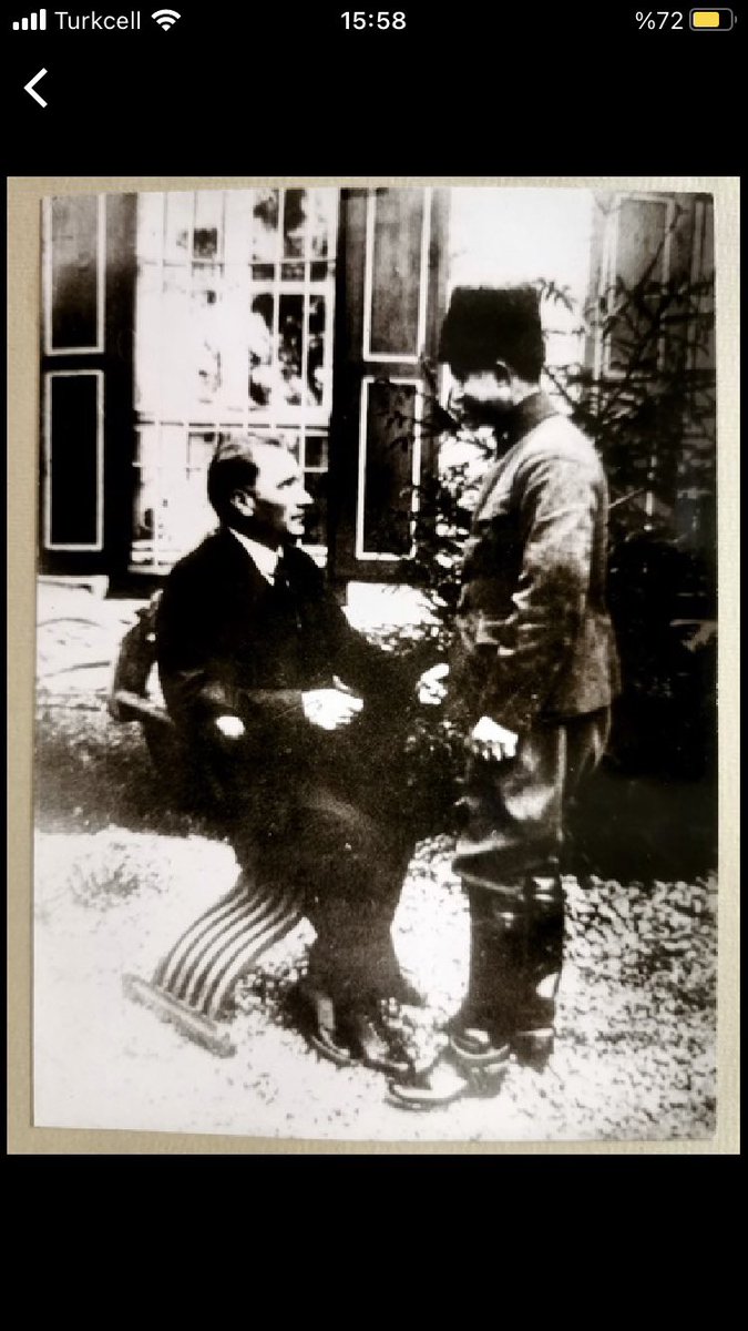 Ağustos Türk’ün zafer ayıdır! 1071’deki Malazgirt ile başlayan zaferlerin çoğu bu aydadır. 
En son 30 Ağustos 1922’de Gazi Mustafa Kemal’in “Ordular, ilk hedefiniz Akdeniz'dir. İleri!" emri ile güneş Türkler için yeniden doğmaya başlar! İşte Atatürk taarruz öncesi İnönü ile…