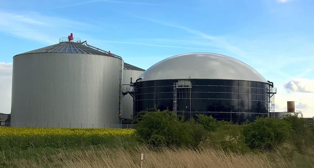 fwfuer's tweet photo. Freie Wähler und FÜR Karlsruhe fordern Biogasanlage für Region Karlsruhe.
 Was seit dem Ukraine-Krieg in aller Munde ist, wurde in Karlsruhe bereits von 2009-2014 geprüft – eine Biogasanlage, die hier vor Ort zu mehr unabhängiger Energieversorgung beitr https://t.co/wUTn2flmcR https://t.co/4dFlzIAHXW