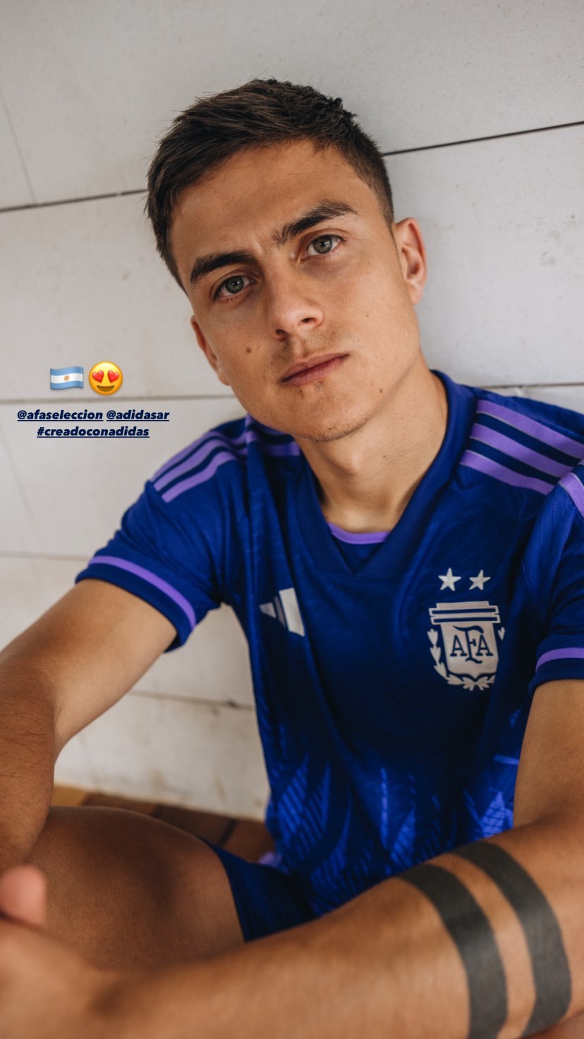 SportsCenter on Twitter: "Es una joyita: Paulo Dybala y nueva camiseta alternativa de Argentina, para el Mundial de #Qatar2022. 🇦🇷💎 https://t.co/rEsY8wX72e" / Twitter