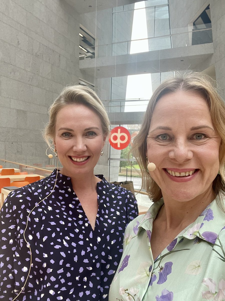 Tärkeää asiaa: <a href="/OP_Ryhma/">OP</a>’n tavoitteena on olla finanssialan suunnannäyttäjä vastuullisuudessa. 
Haluamme omalla toiminnallamme rakentaa kestävää huomista. Terveisiä uudistuneen vastuullisuusohjelmamme sisäisestä lanseeraustilaisuudesta 🧡

#vastuullisuus #esg