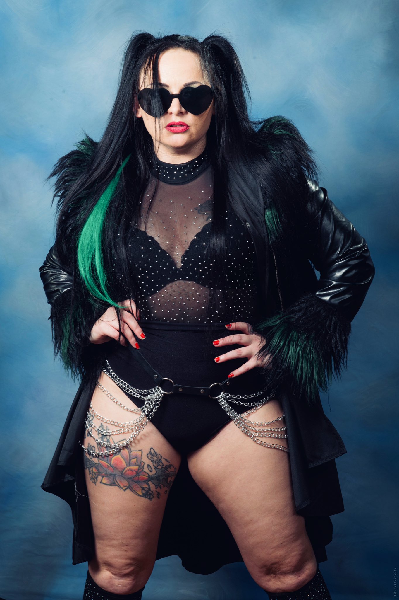 Lana Austin on Twitter: "You all wish you was as cool as Lana Austin 😎😈