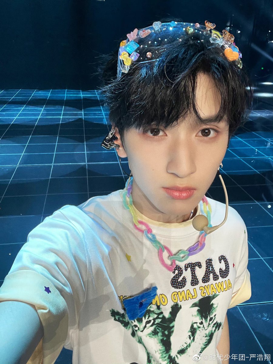 yhxpics's tweet photo. 290822
严浩翔 weibo update

“夏天，慢慢收尾。 ”

✧ #YanHaoxiang #严浩翔 #TEENSINTIMES #时代少年团 ✧ https://t.co/VFgCeKilCb
