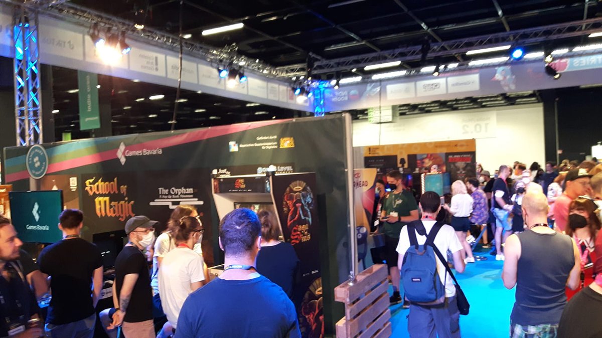 rexAdvise's tweet photo. Gemeinsam mit Rupert Ochsner, von #BonusLevelEntertainment, für #SagaOfSins auf der #Gamescom2022 unterwegs. https://t.co/RBxMgk2dvz