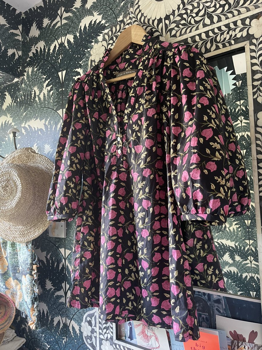 OkeefeShop's tweet photo. New deep floral Spargrove shirt print over on the website today https://t.co/iiIbBUQDm3 https://t.co/ed4kdwDT06
