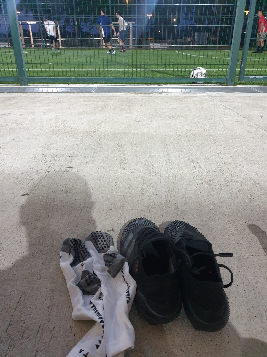 FWeird's tweet photo. The only time can release the stress. Kick some balls.🙂 https://t.co/8Jm4zbJbju