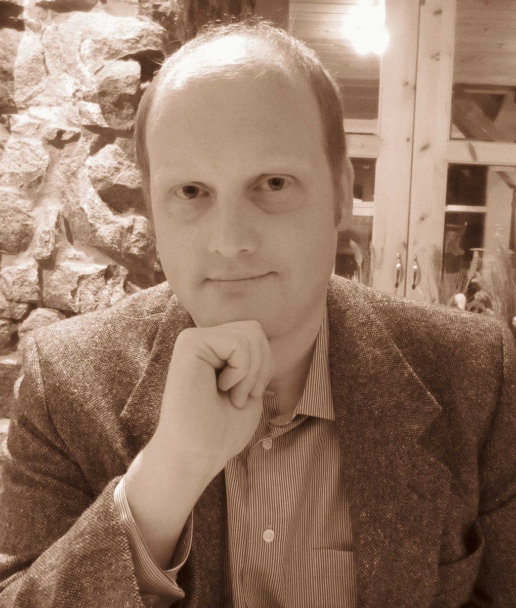 We're excited to announce that @ForrestPass
 is the new editorial director and senior fellow at the FRC! Full announcement: bit.ly/3QYfEKD #vexillology