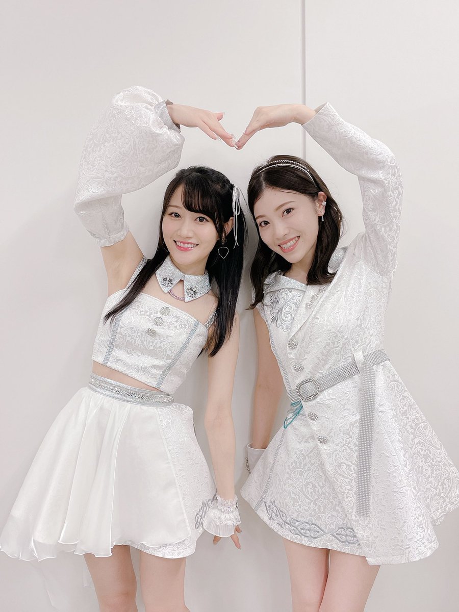 023ozisan's tweet photo. @1000Roku 🏰姫様、おやすみーとぼーるです🌃

🍎ゆいかおり再結成希望🍒🎀/ringringRainbow!!❤️💙👯🎶 https://t.co/8TmIFW1gNd

  #ゆいかおり #小倉唯  #石原夏織   #StylipS   #アニサマ2022 https://t.co/SakFSDnEfw