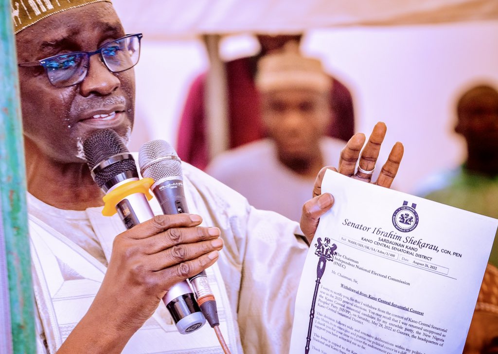 IAOkowa's tweet photo. As we expanded the umbrella of the @OfficialPDPNig to welcome Senator Shekarau and thousands of his stakeholders and supporters in Kano State, I am proud that our party is working to build stronger alliances with capable leaders ahead of the 2023 general election.

#AtikuInKano https://t.co/oddJ6CNaPu
