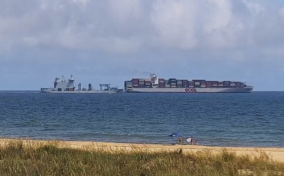 WarshipCam's tweet photo. Royal Canadian Navy supply ship MV Asterix leaving Norfolk, Virginia - August 29, 2022 #mvasterix #hmcs https://t.co/5G2diF3XIL