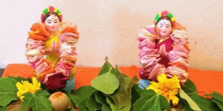 tweet2sagar's tweet photo. #हरितालिका तीज (३०.८.२०२२)
अखंड सौभाग्य की कामना के लिए सुहागन महिलाएं हरितालिका तीज का विशिष्ट व्रत रखती हैं ।
जानिए हरितालिका व्रत के अंतर्गत प्रत्यक्ष पूजन की जानकारी (Video के साथ).... https://t.co/Mms1k1bhzO
#HartalikaTeej #हरतालीका #TuesdayMoti… https://t.co/WsInVOucwI