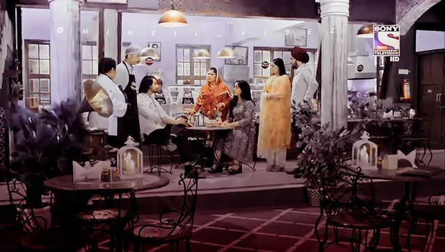 mineil_vibez's tweet photo. Restaurant scene.....
@ashnoorkaur03 @saurabhraajjain
#MiNeil #SouNoor #PatialaBabes #BBPB https://t.co/I9CCK6DbqG