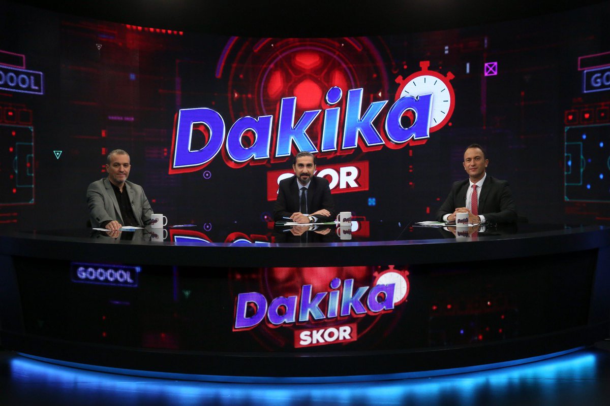 #DakikaSkor Ergin Aslan ve Altan Tanrıkulu'nun yorumları ve Müjdat Muratoğlu'nun sunumuyla şimdi canlı yayınla TV8,5'ta.
<a href="/MMMuratoglu/">Müjdat Mustafa Muratoğlu</a> <a href="/erginaslan/">Ergin Aslan</a> <a href="/AltanTanrikulu/">Altan Tanrıkulu</a> @tv8bucuk