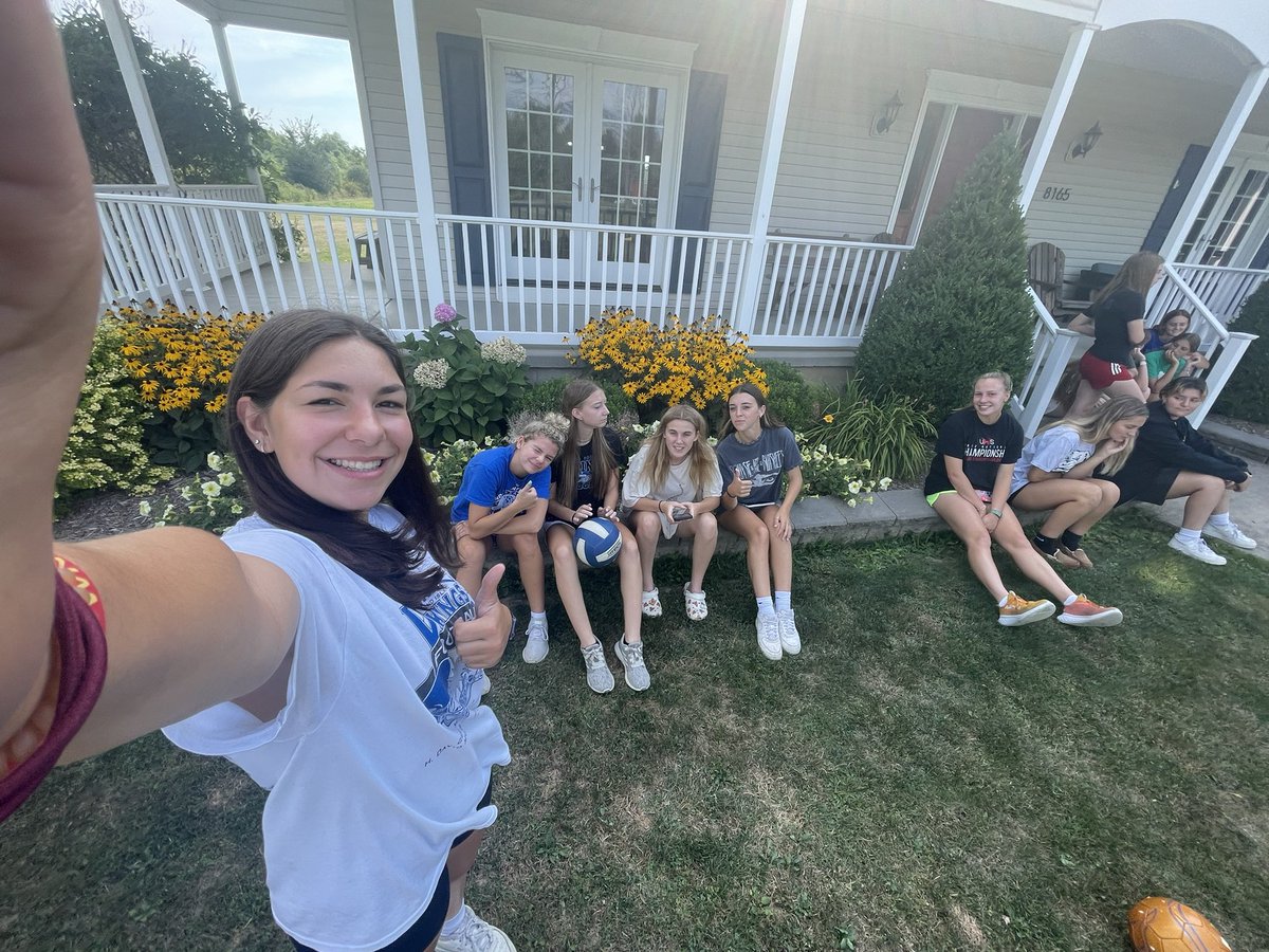 GI GIRLS VARSITY SOCCER tweet media