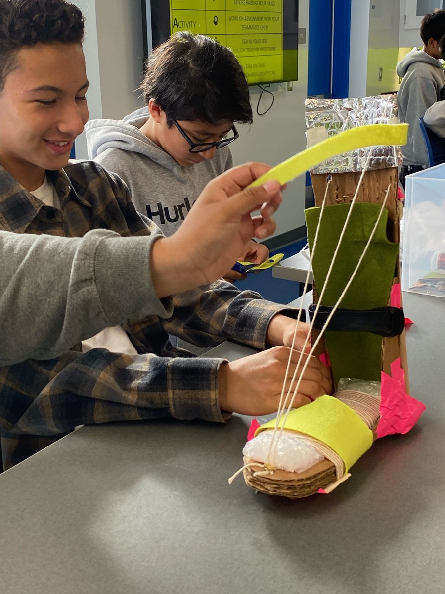 IsbellCondors's tweet photo. Future engineer alert! Mr. Murray's #PLTW Design and Modeling class completed their Foot Orthosis Design Challenge with some dynamic designs! #CondorsCan #WeAreIsbell #HandsOnLearning #StudentCentered #WeAreSPUSD #SomosSPUSD https://t.co/ttqyCuCHEm