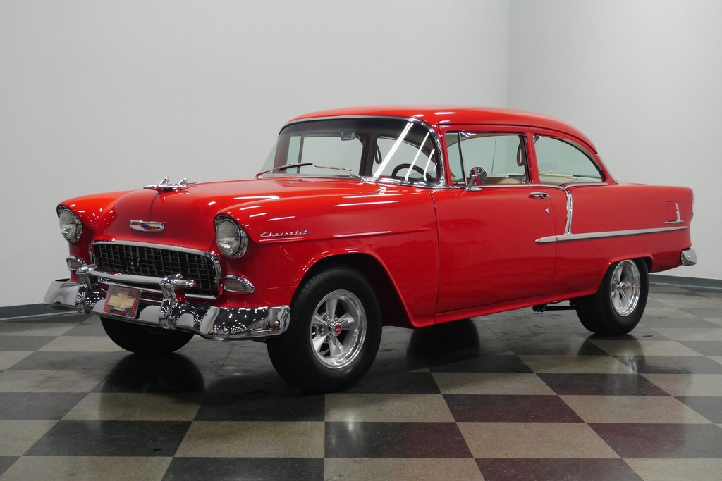 streetsidecars's tweet photo. This 1955 #Chevrolet 210 Del Ray has undergone a frame-off restoration with only 6k miles on the build.

Link: https://t.co/vGVwfi7yzF

#musclecar #hotrod #oldcar #classiccar #vintagecar #cars #engine #carporn #classicchevrolet #chevrolet210 #chevy210 #trifive #trifivechevy https://t.co/PQ82HQSZt8