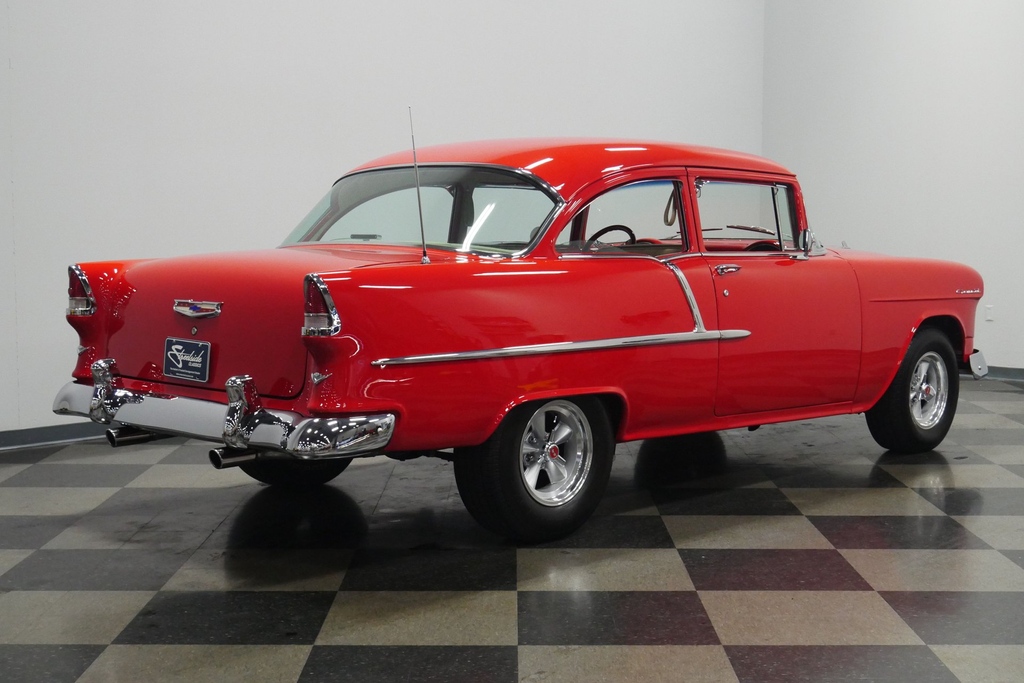 streetsidecars's tweet photo. This 1955 #Chevrolet 210 Del Ray has undergone a frame-off restoration with only 6k miles on the build.

Link: https://t.co/vGVwfi7yzF

#musclecar #hotrod #oldcar #classiccar #vintagecar #cars #engine #carporn #classicchevrolet #chevrolet210 #chevy210 #trifive #trifivechevy https://t.co/PQ82HQSZt8