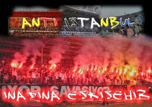 esesoldschool's tweet photo. Ne Cimbom'u, ne Fener'i, ne de Kartal'ı
Bu şehirde sadece ESES olmalı
İki takım tutanlar size sözümüz
Eskişehir sevgisidir bizim özümüz... https://t.co/QEELJx3c6y