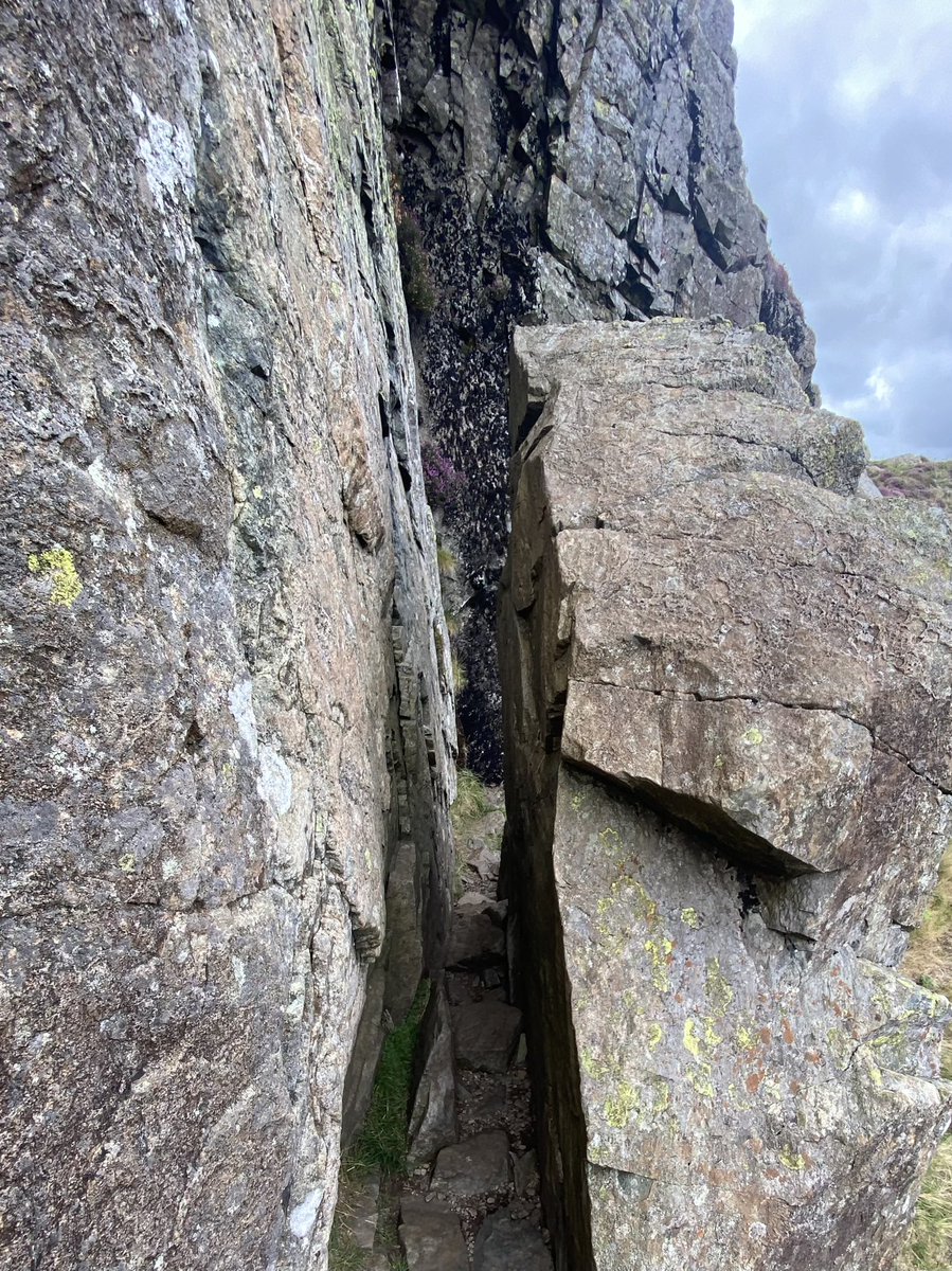 gcorrighan's tweet photo. That was a tight squeeze 😬
#sidepike #langdales ⛰⛺️ https://t.co/COGXIWxa0y