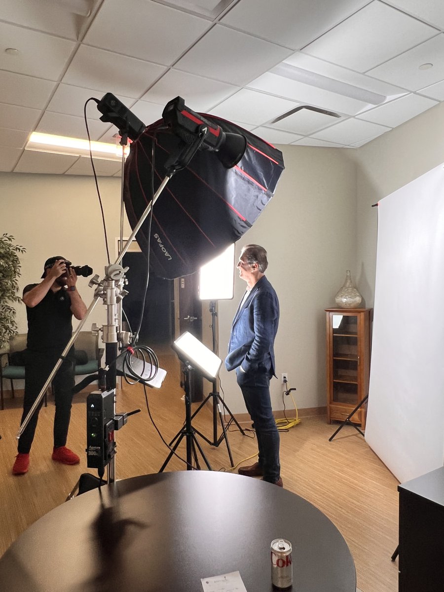 KyleERHospital's tweet photo. Exciting things going on at Kyle ER &amp; Hospital today! https://t.co/YMtYoBGkQP