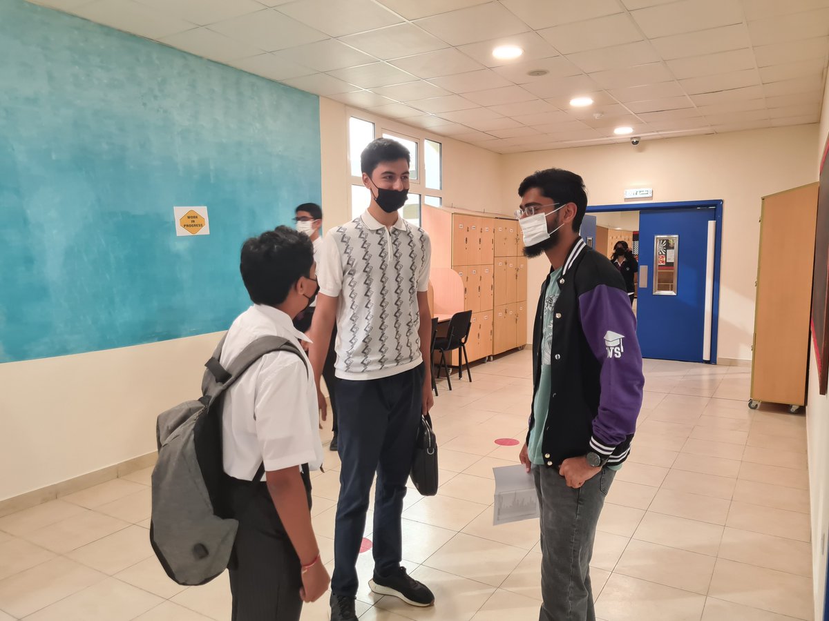 WIN_JebelAli's tweet photo. We are ever thankful to our graduates of 2022 who were at school early today to guide and support the newcomers
#gemsforlife #GEMSGenius #khdadubaii #GEMSAlumni https://t.co/xwcGoX3Sow