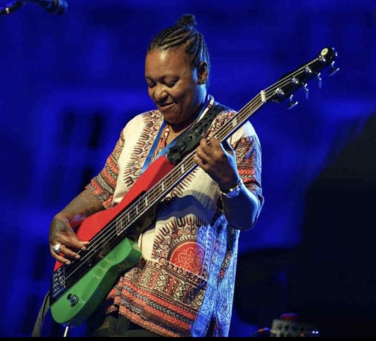 BassMagOnline's tweet image. Happy Birthday to the great Meshell Ndegeocello!